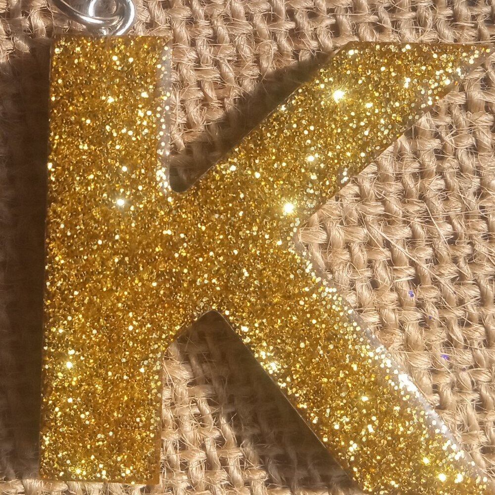 Letter Keychain - Picture 3 of 3